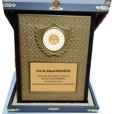 DERİ KUTULU AHŞAP ÇERÇEVELİ PLAKET